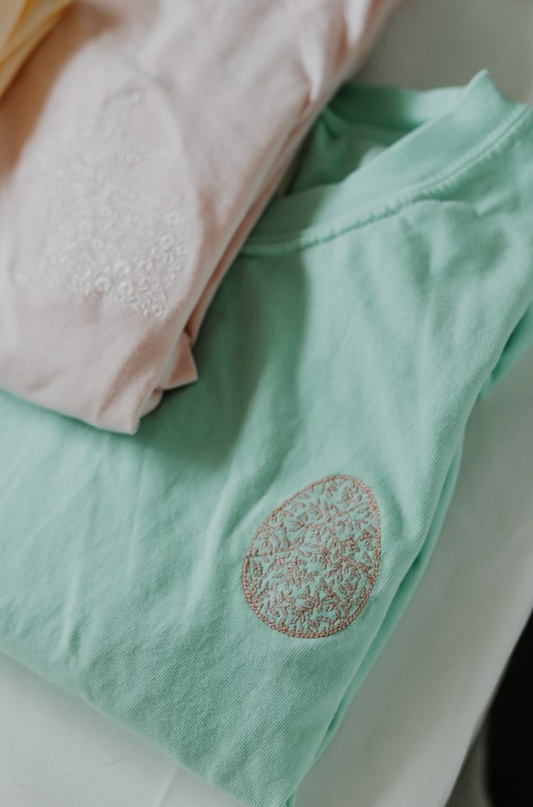 floral egg embroidered tee